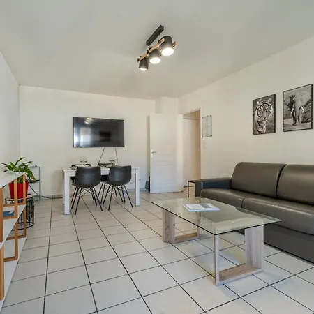Le Jardin De L'atrium - Moderne Proche De Geneve Et Palexpo Apartman *