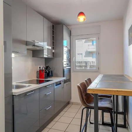 Le Jardin De L'atrium - Moderne Proche De Geneve Et Palexpo Apartman