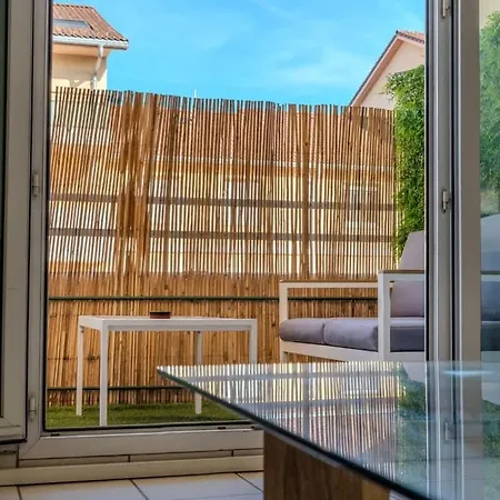 Le Jardin De L'atrium - Moderne Proche De Geneve Et Palexpo *